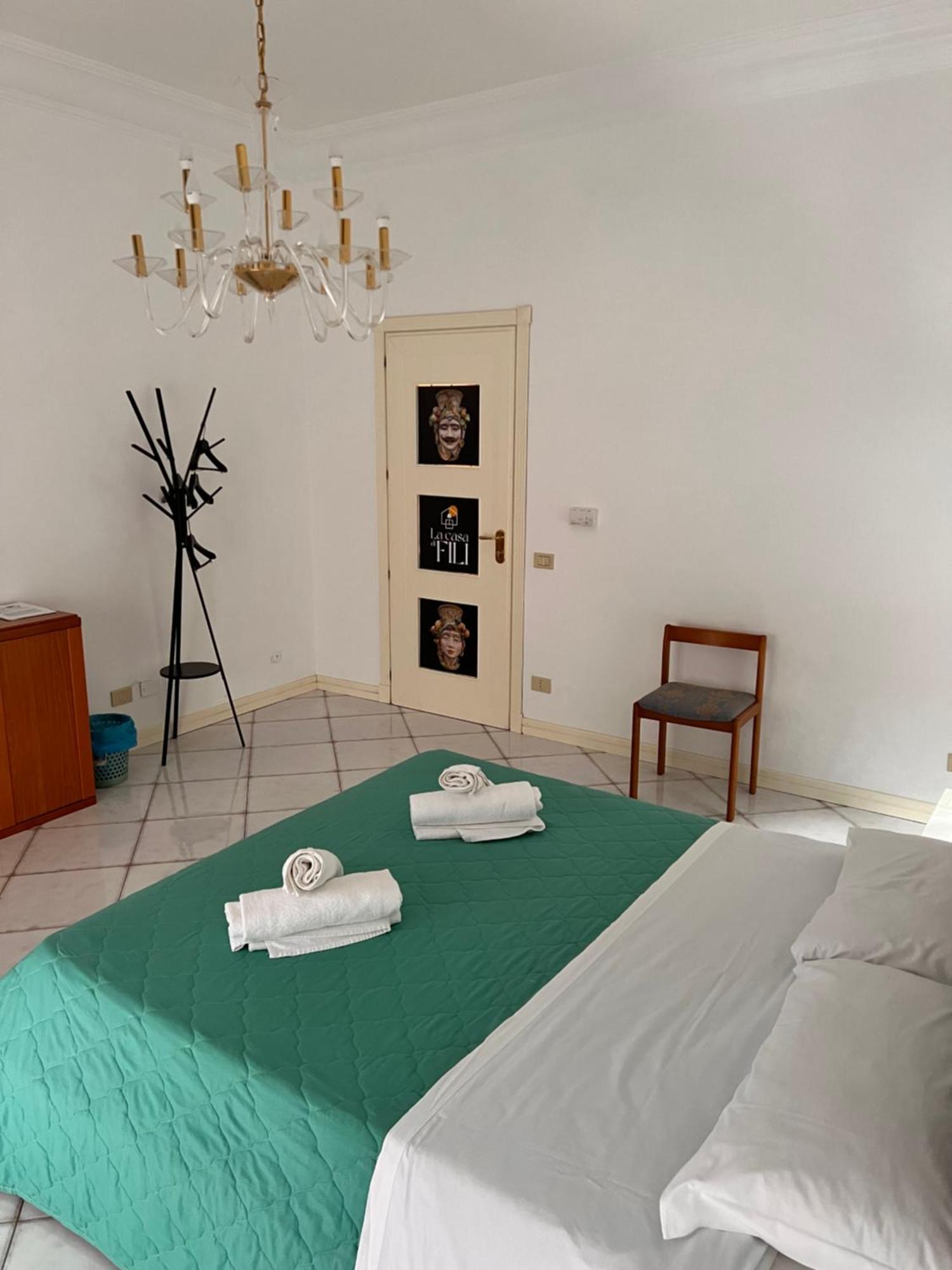 La Casa Di Fili Apartment Agrigento Luaran gambar